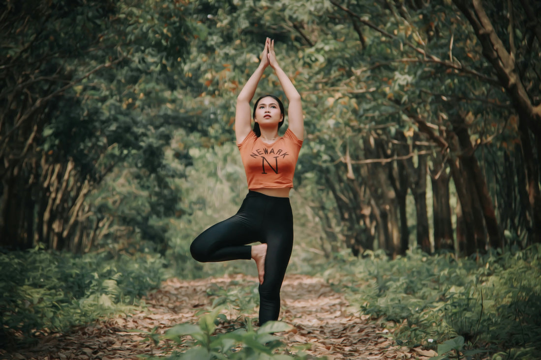 Article de blog la posture de l'arbre ou Vrikshasana | Zenyopi