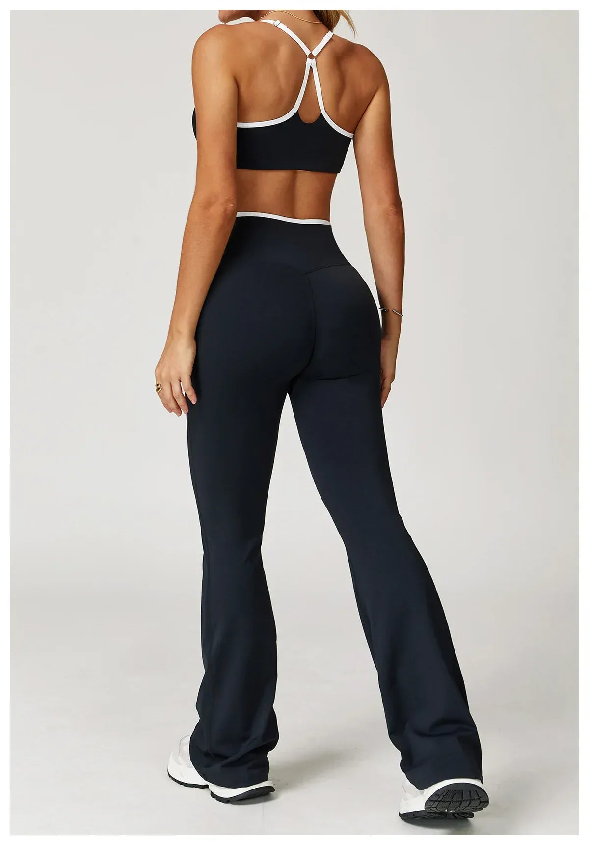 Ensemble Yoga Femme | Zen Look Evase : ultra confortable, bas evasé.