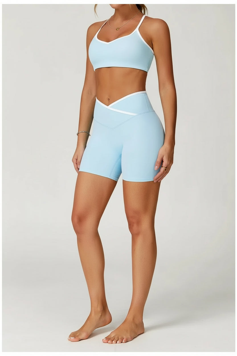 Ensemble Yoga Femme | Zen Look Shorty : shorty taille haute croisée.